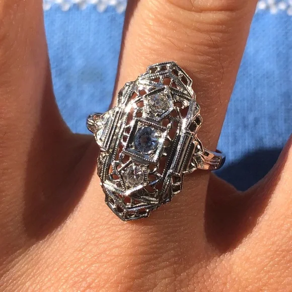 Vintage 14k filigree shield ring - Picture 1 of 9